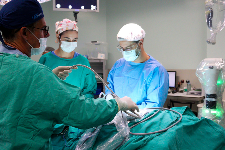 cirurgia robótica e cirurgia tradicional