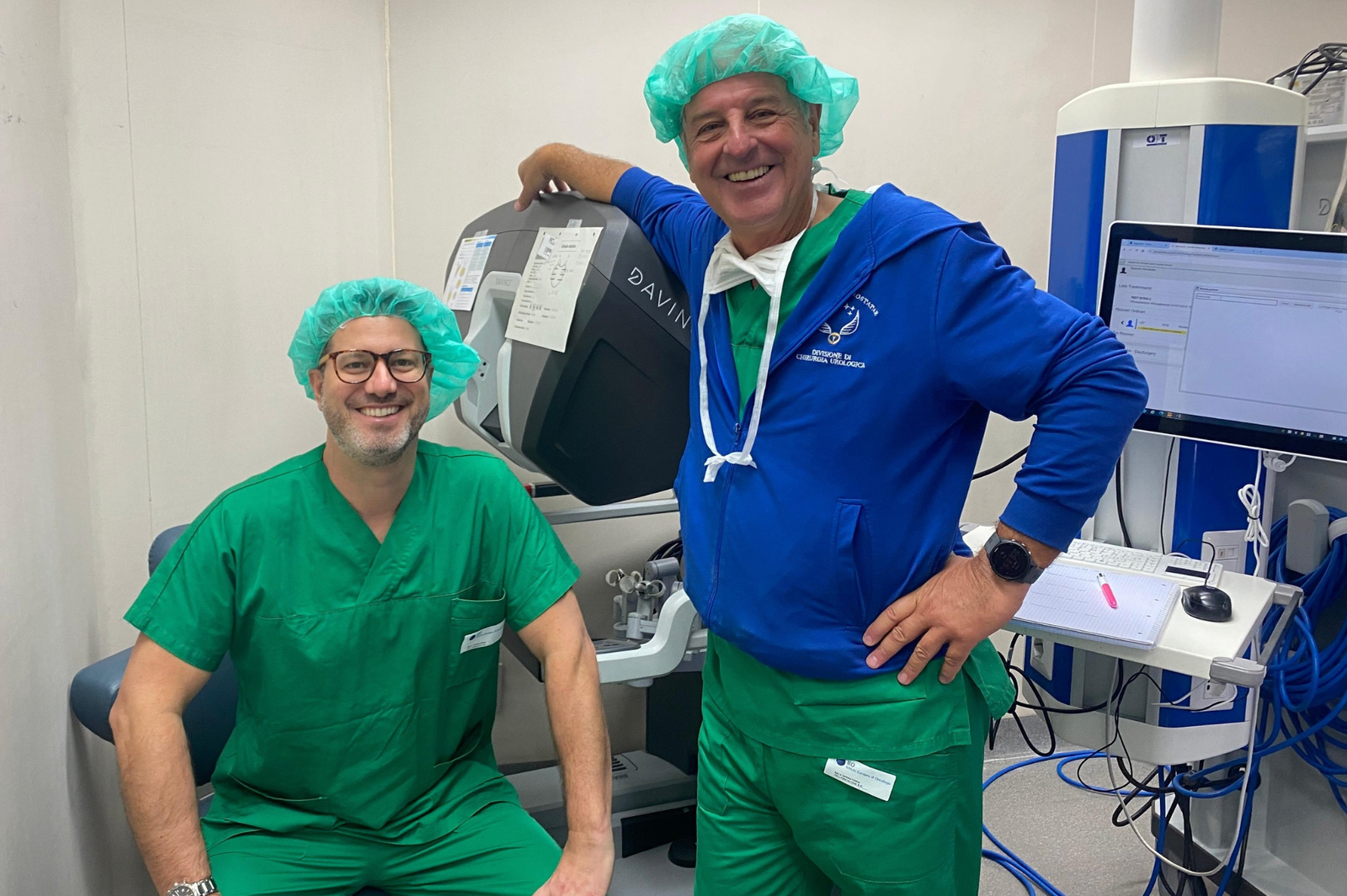cirurgia robotica e laparoscopia