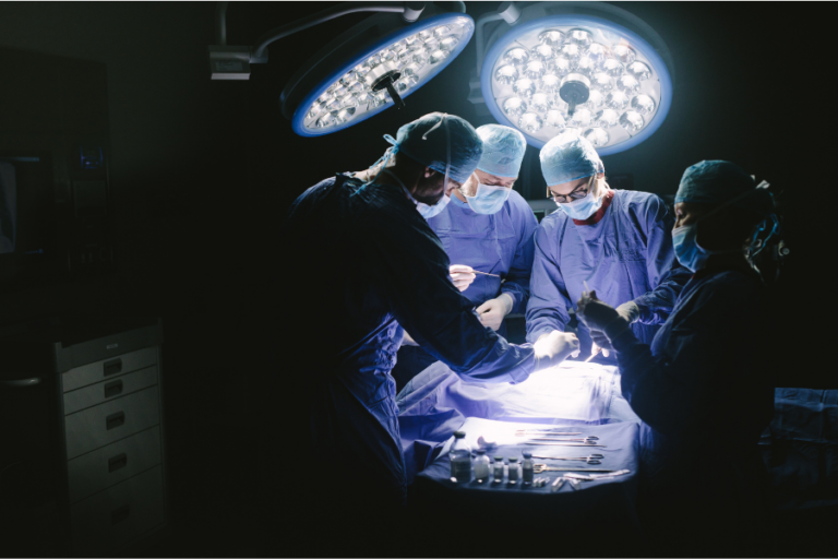 Cirurgia Robótica ou Cirurgia Aberta: Qual a Diferença?